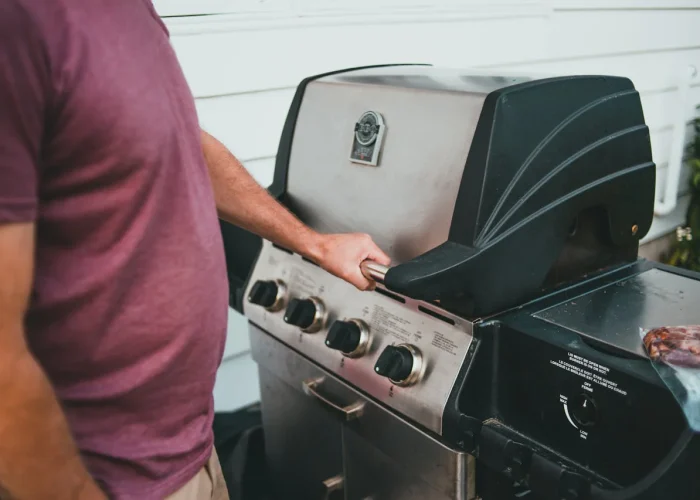 gas-grill-wont-light-lid (1)